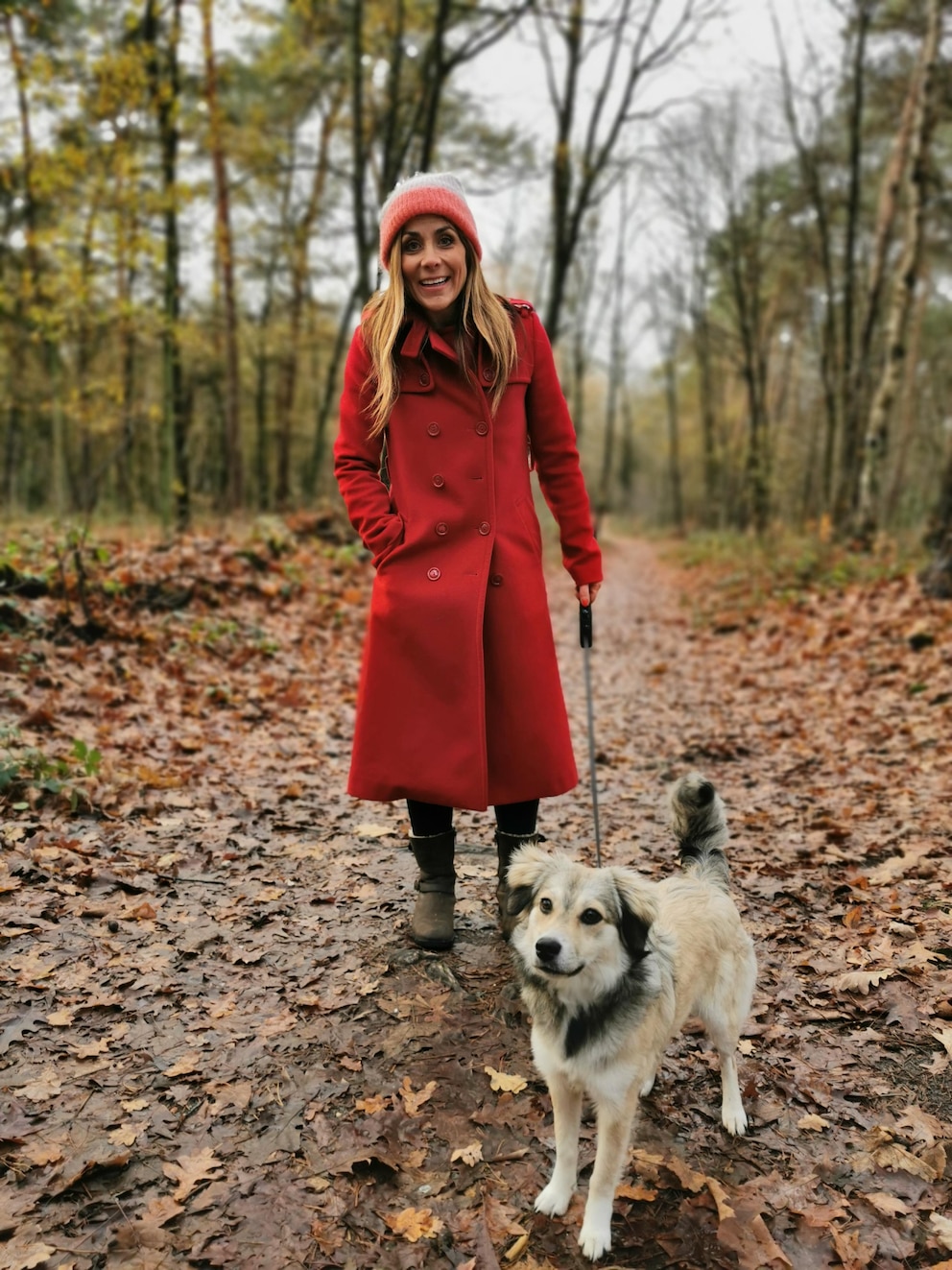 Mit Hündin Emma ist Panagiota Petridou
gerne in der Natur unterwegs.