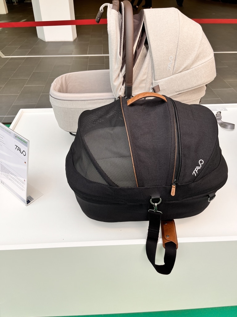 Products Interzoo baby carrier for dogs