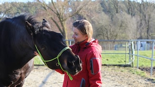 Manuela Lieflaender mit Pferd