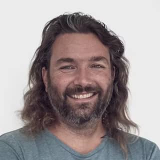 Porträt Robin Hartmann