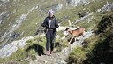 Louisa Stoeffler und die Ziege, die sie Heidi taufte