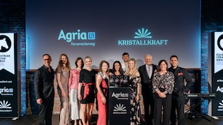 Gewinnerinnen, Jury und Moderator der Equestrian Creator Awards 2026 (v.l.n.r.): André Karkalis, Michaela Stocker, Linda Krüger, Sarah Wollenweber, Annika Krämer-Kühl, Beatrix Hentschel, Patrick Thomalla, Michelle Buchholtz, Christoph Hess, Nina Aschhoff, Daniel D’Amico.