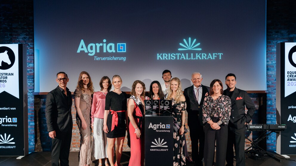 Gewinnerinnen, Jury und Moderator der Equestrian Creator Awards 2026 (v.l.n.r.): André Karkalis, Michaela Stocker, Linda Krüger, Sarah Wollenweber, Annika Krämer-Kühl, Beatrix Hentschel, Patrick Thomalla, Michelle Buchholtz, Christoph Hess, Nina Aschhoff, Daniel D’Amico.