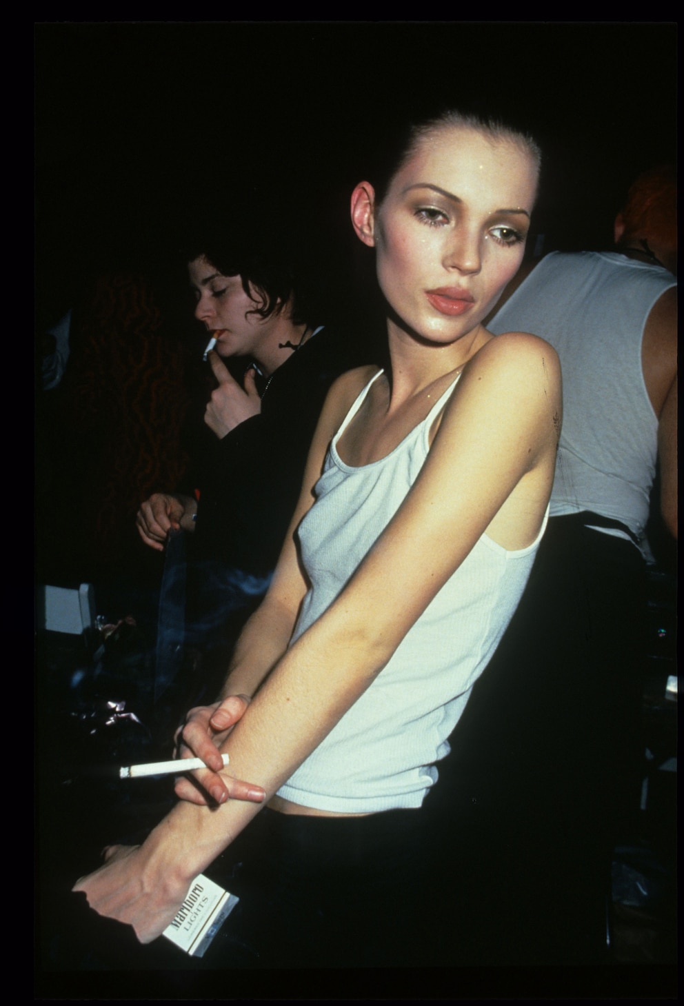  Kate Moss (hier 1995) war DAS Model der 90er-Jahre. Die Britin machte nicht nur mit „Heroin-Chic“ und „Size Zero“ Schlagzeilen, sondern auch durch ihre Partylaune 