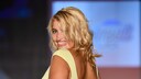 Kurvig und selbstbewusst: Sarina auf dem Laufsteg der Sports Illustrated Swimsuit Show in Miami