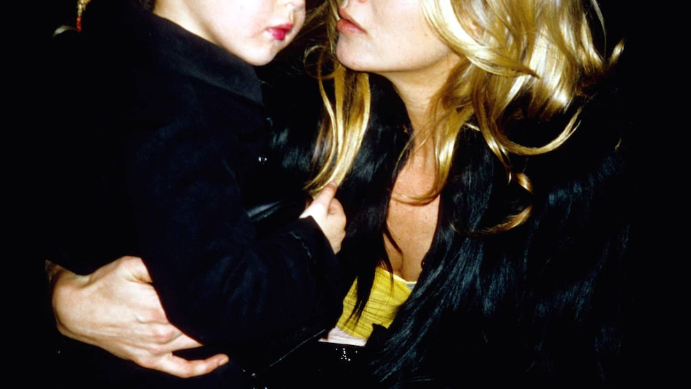 Lila Grace ist dank Mama Kate schon auf so manchen Fashion Events gewesen - wie hier 2006 bei einer Charity Veranstaltung