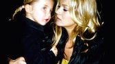 Lila Grace ist dank Mama Kate schon auf so manchen Fashion Events gewesen - wie hier 2006 bei einer Charity Veranstaltung