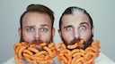 Brian und Jonathan mit einem ihrer verrückten Bärte
