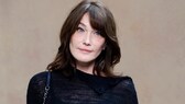 Wurde da nachgeholfen? Carla Bruni am 6. März 2015 bei der Fashion Week in Paris