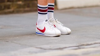 Socken in Schuhen