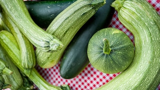 Frische Zucchinis