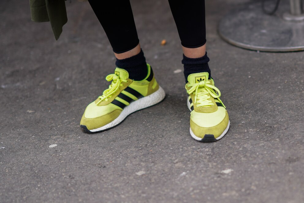 Neon-Sneaker von Adidas