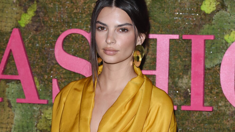Emily Ratajkowski