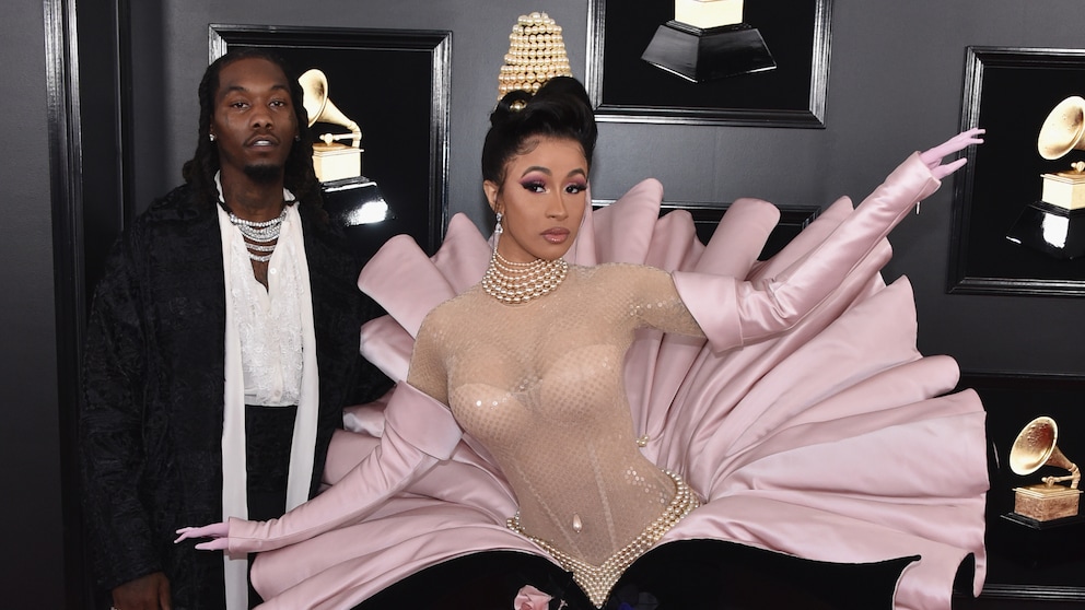 Cardi B bei den 61. Grammys auf dem roten Teppich