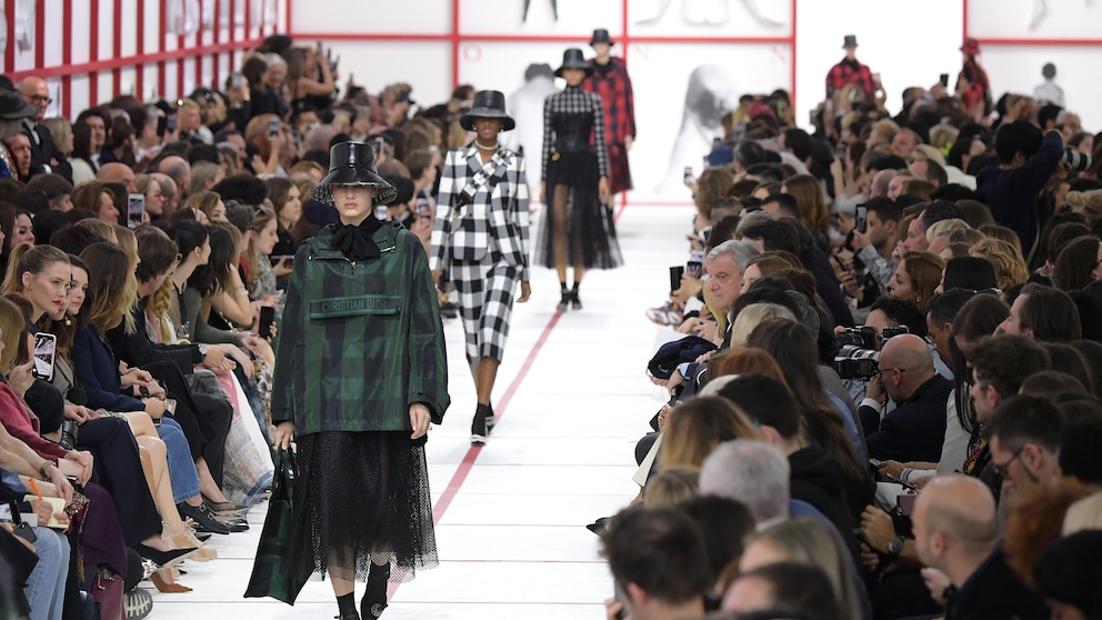 Dior Runway Show Fall/Winter 2019/2020