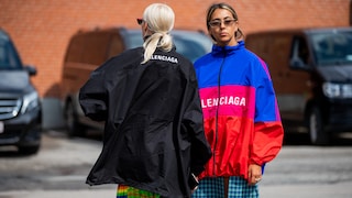 Regenjacken auf der Kopenhagener Fashion Week