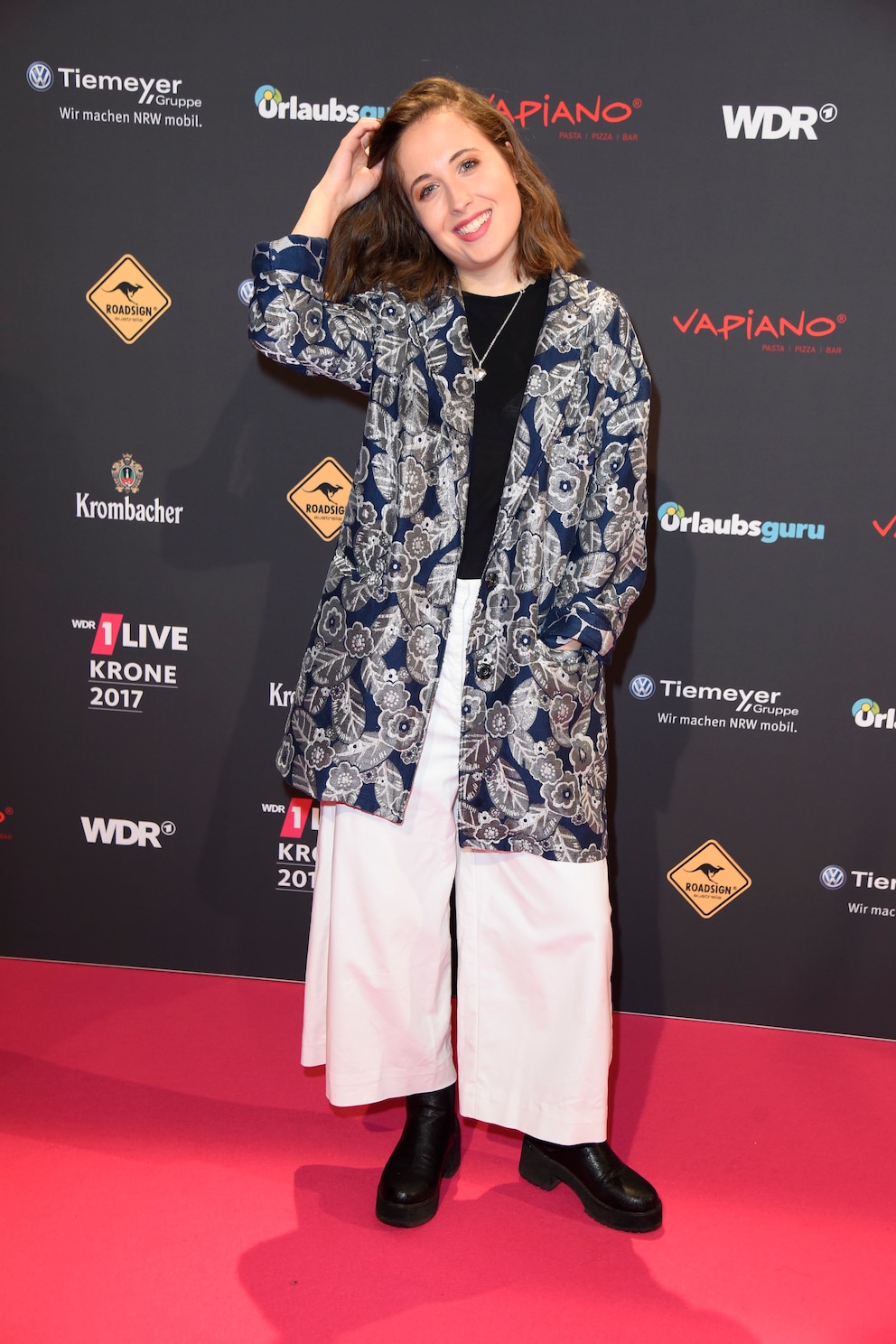 Alice Merton im Trend-Look