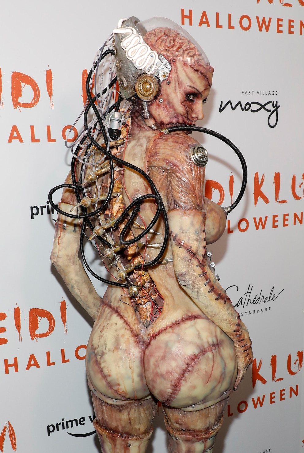 Heidi Klum als Cyborg Halloween 2019