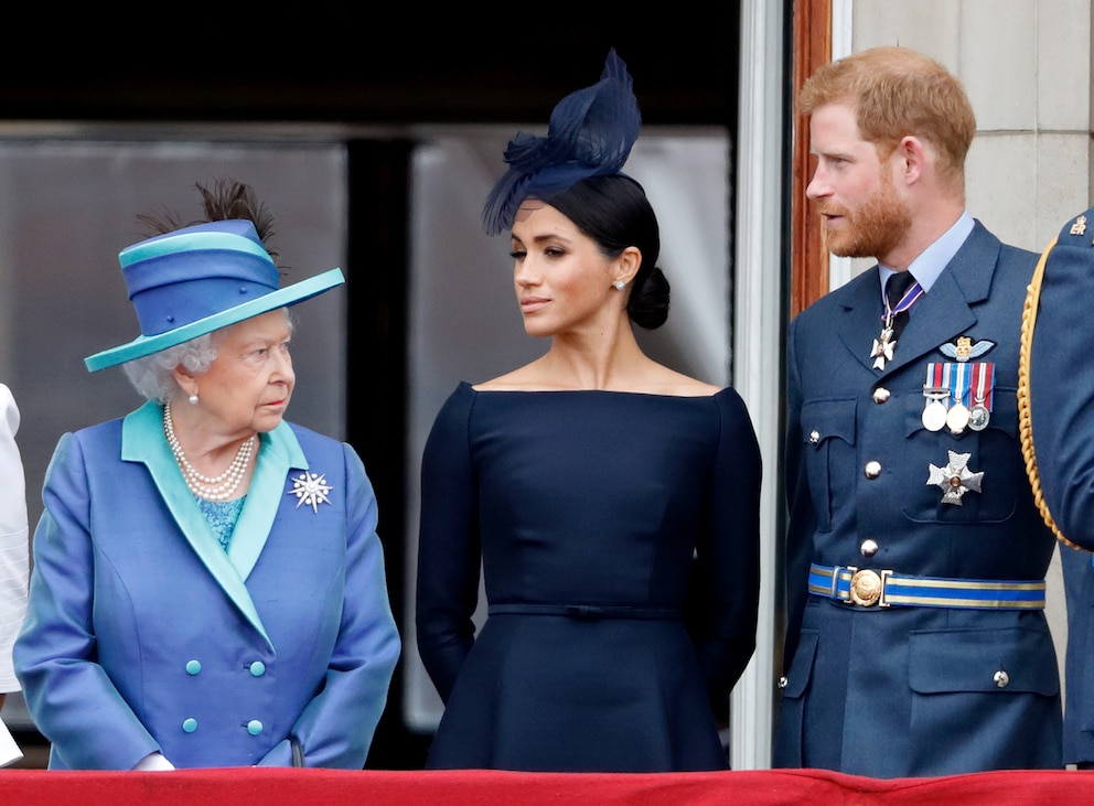 Queen Elizabeth mit Harry und Meghan