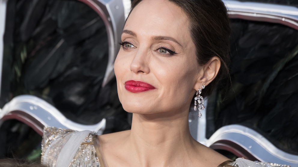 Angelina Jolie
