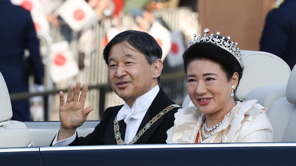 Japans Kaiser und seine Frau