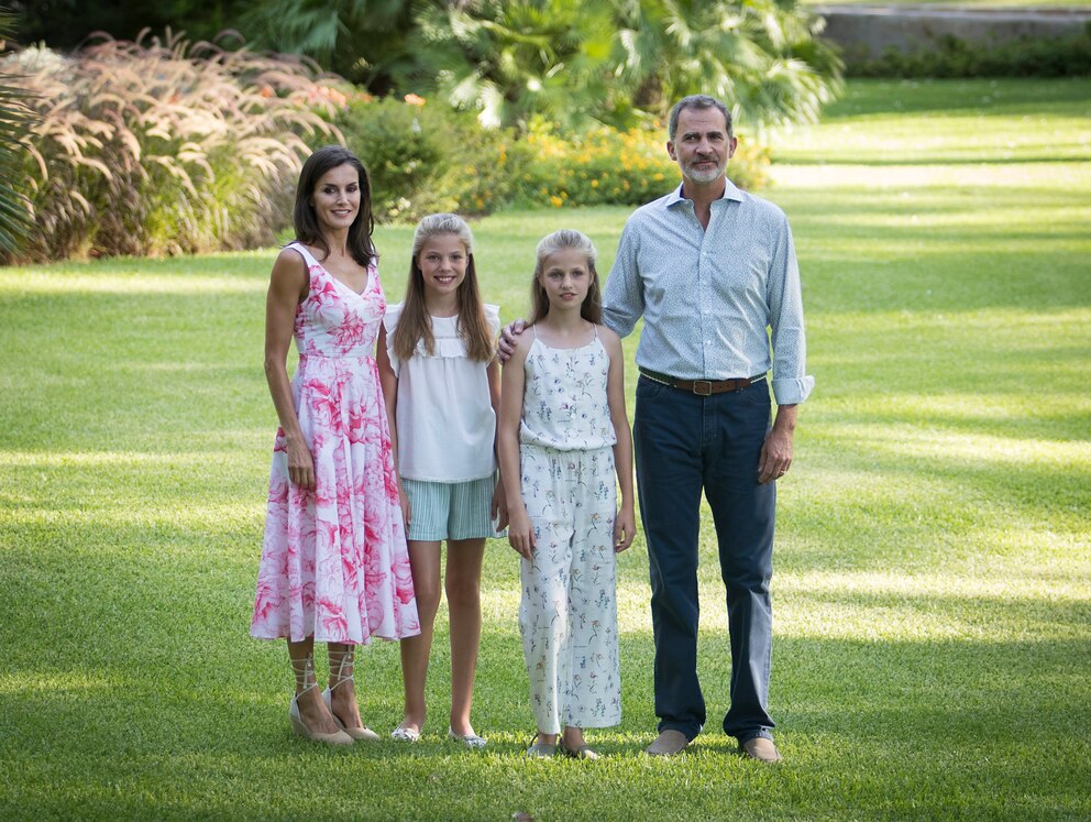 Familienbild im Sommer 2019: Letizia und Felipe mit ihren Töchtern Leonor und Sofía