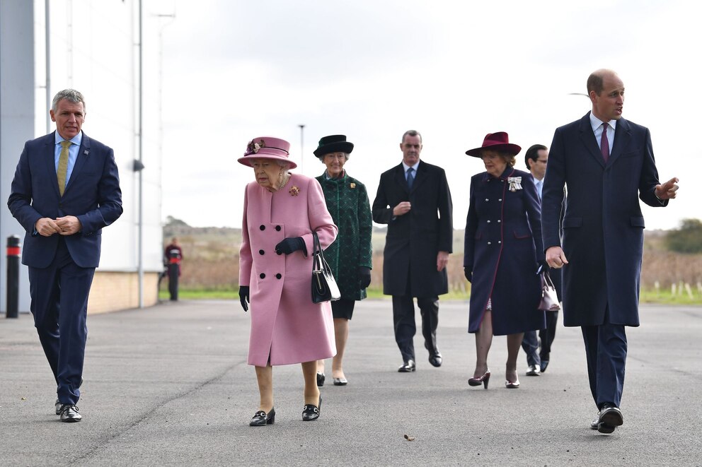 Queen und Prinz William