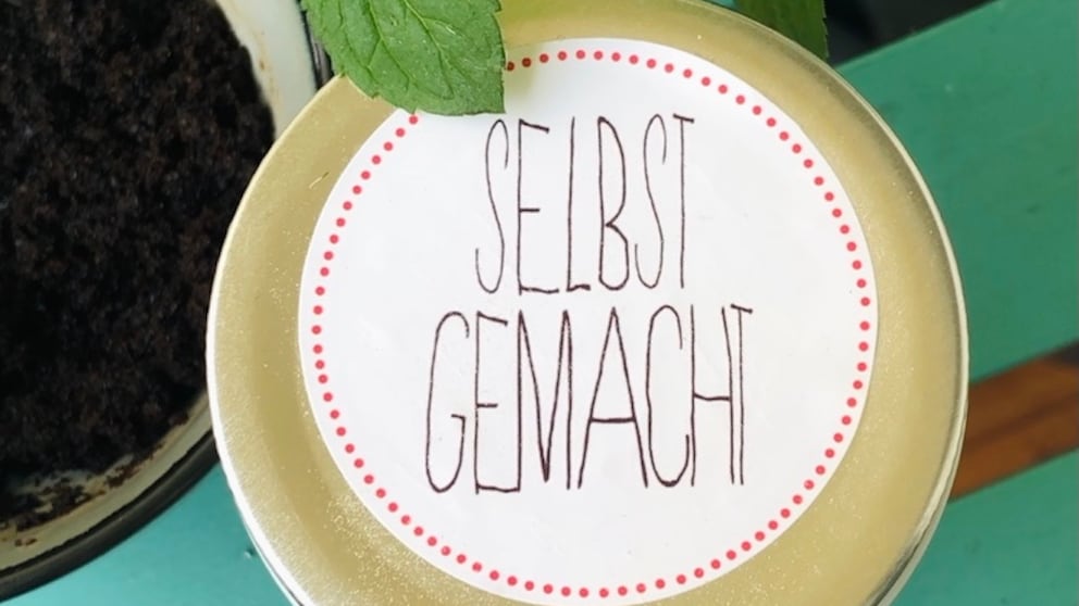 Selbstgemachtes Peeling in Dose