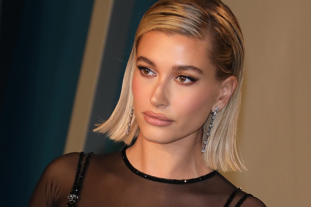 Hailey Bieber