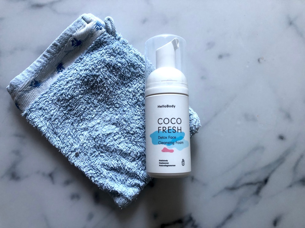 HelloBody „Coco Fresh Detox Face Cleansing Foam“