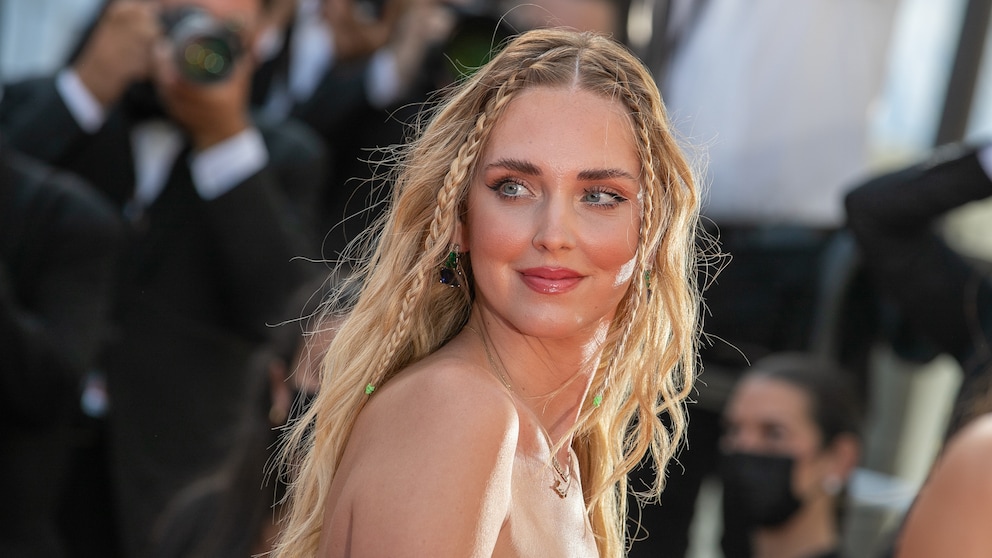 Chiara Ferragni mit geflochtener Frisur in Cannes