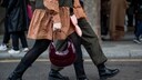 Frauen in Stiefeletten