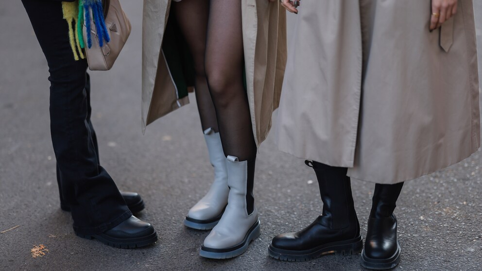 Frauen in Winterschuhen
