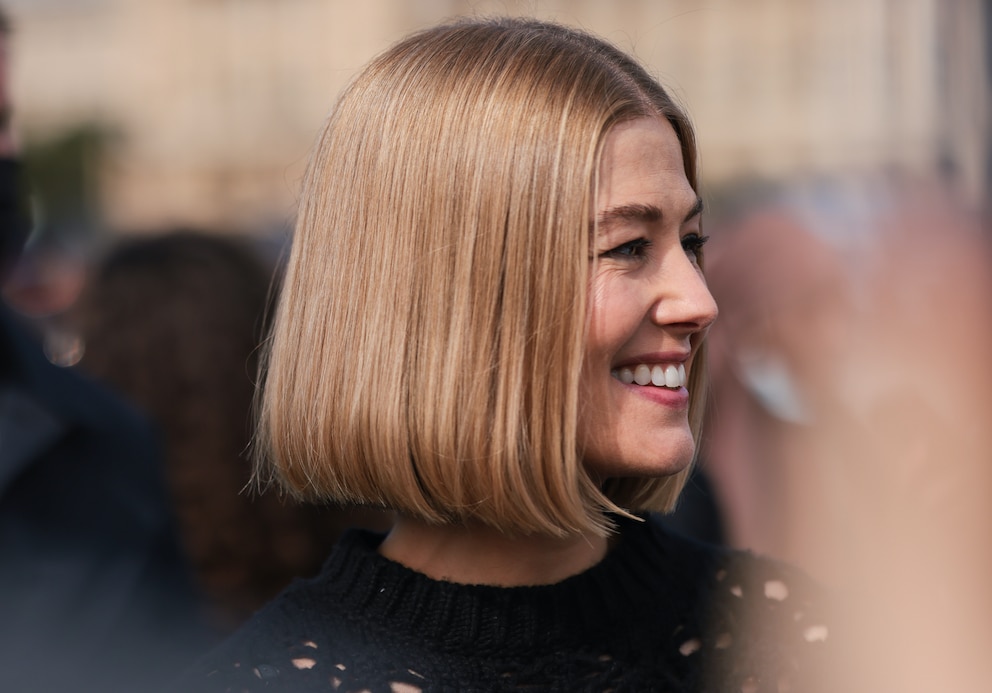 Rosamund Pike