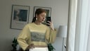 Der Pullover und die Hose auf diesem Bild sind nicht real. Auch Marken wie Ralph Laurent und H&M bieten bereits digitale Kleidung an