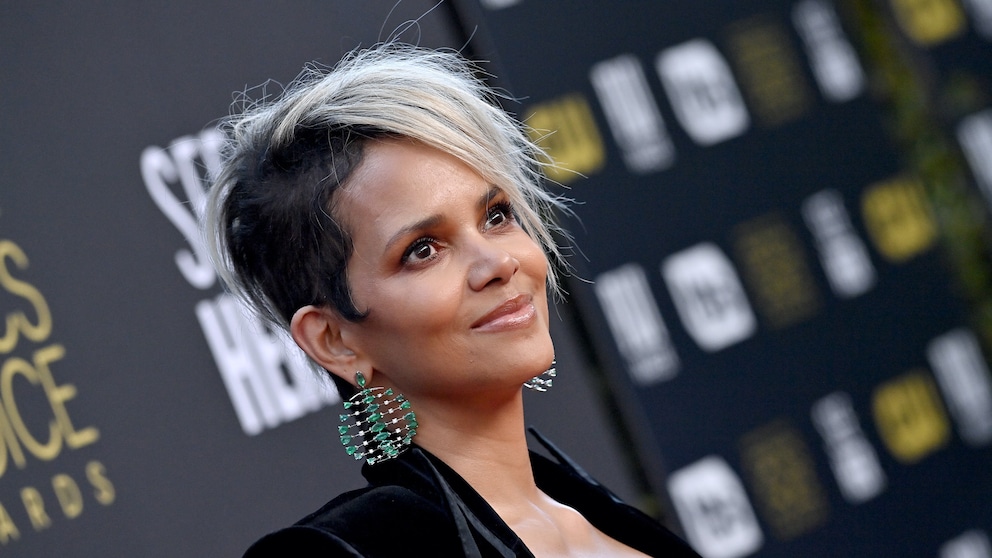 Halle Berry bei den Critics Choice Awards 2022