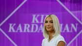 Kim Kardashian bringt mit SKKN BY KIM Skincare-Linie heraus