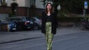 Ira Meindl im Batik-Look