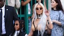 Kim Kardashian mit Tochter North in Paris
