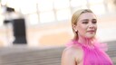 Florence Pugh in durchsichtigem Valentino-Kleid
