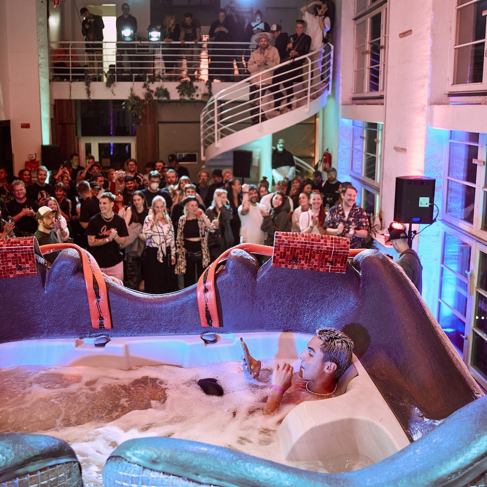 Snekaer pool