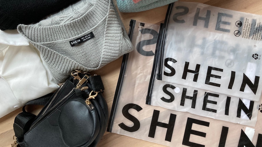 Shein Bestellung mit bedruckten Beuteln
