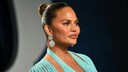 Chrissy Teigen auf dem roten Teppich