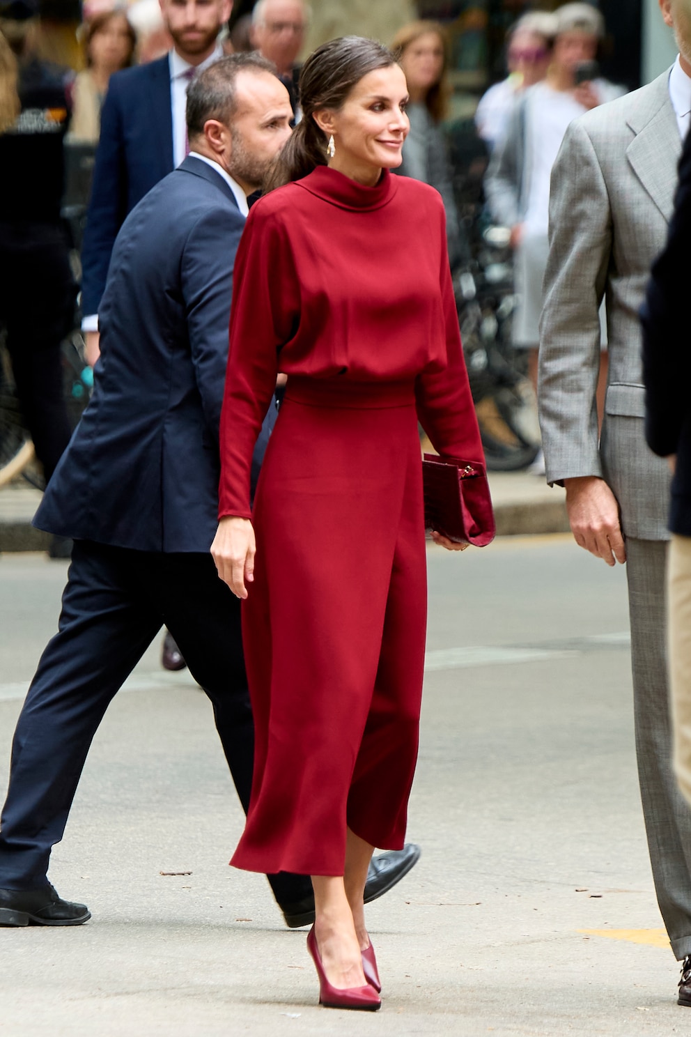 Königin Letizia in Massimo Dutti