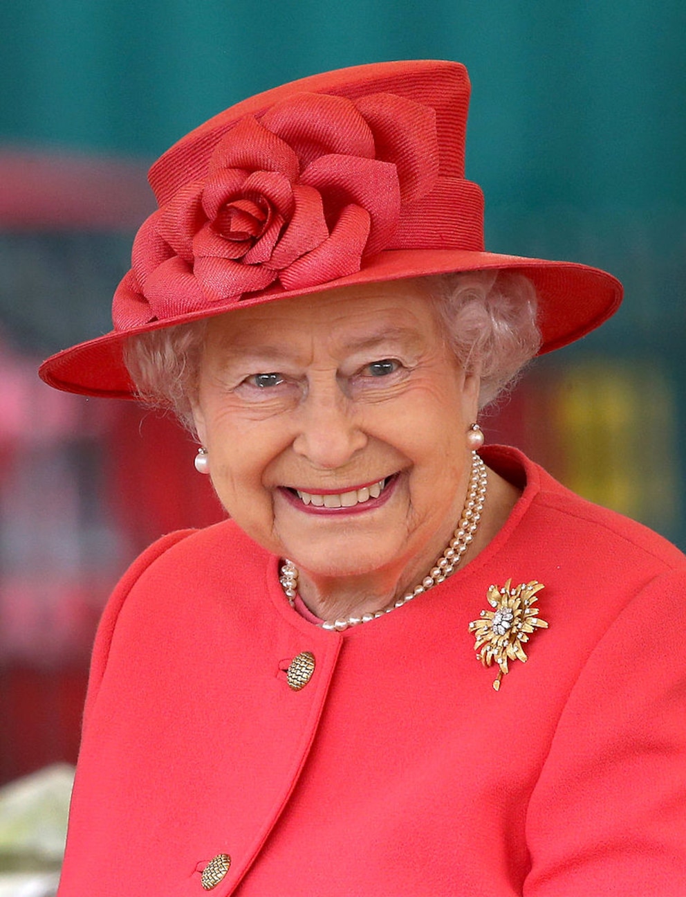 Queen Elizabeth II. im Jahr 2013, einige Monate nachdem das männliche Vorrecht auf den Thron gekippt wurde