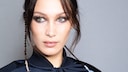 Bella Hadid mIt geschminkten Augen