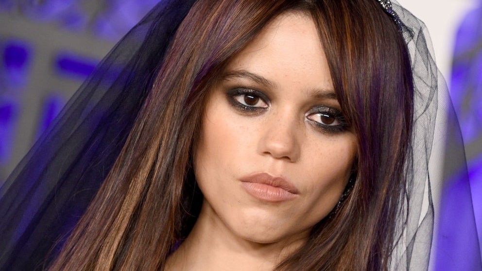 Jenna Ortega auf der Wednesday-Premiere