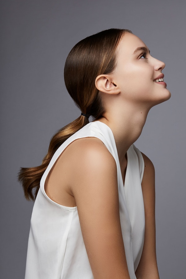 <br>Der Low-Ponytail ist elegant UND haarschonend