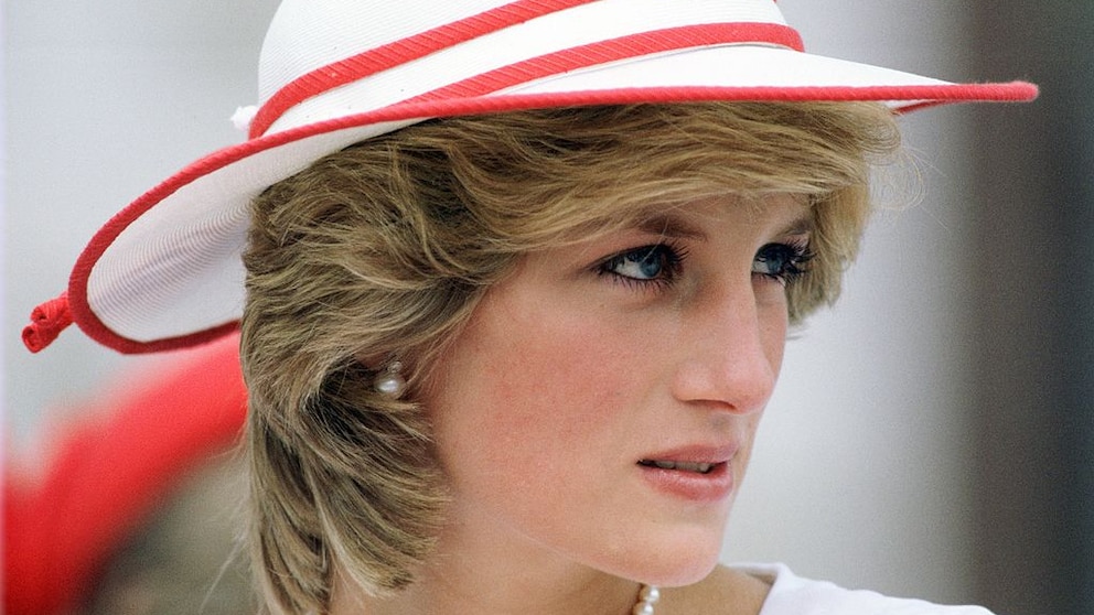 Prinzessin Diana, die definitiv wunderschön ist. Dennoch bleibt ein Vergleich verschiedener Frauen (und nur Frauen!) absolut unnötig