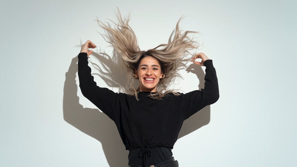 Starke Haare mit Keratin-Shampoos? STYLEBOOK klärt auf.